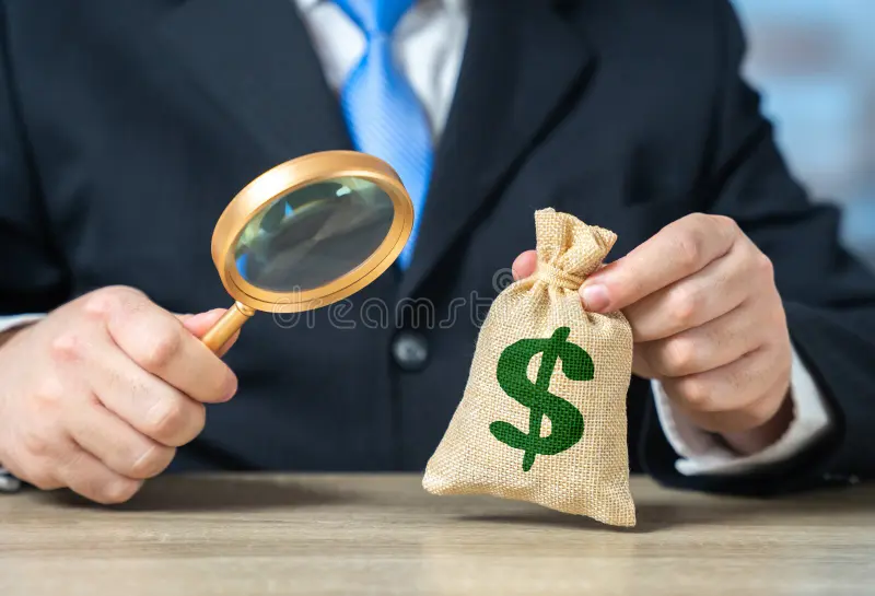 IT Cost Transparency for Executives Conceptual Visualization