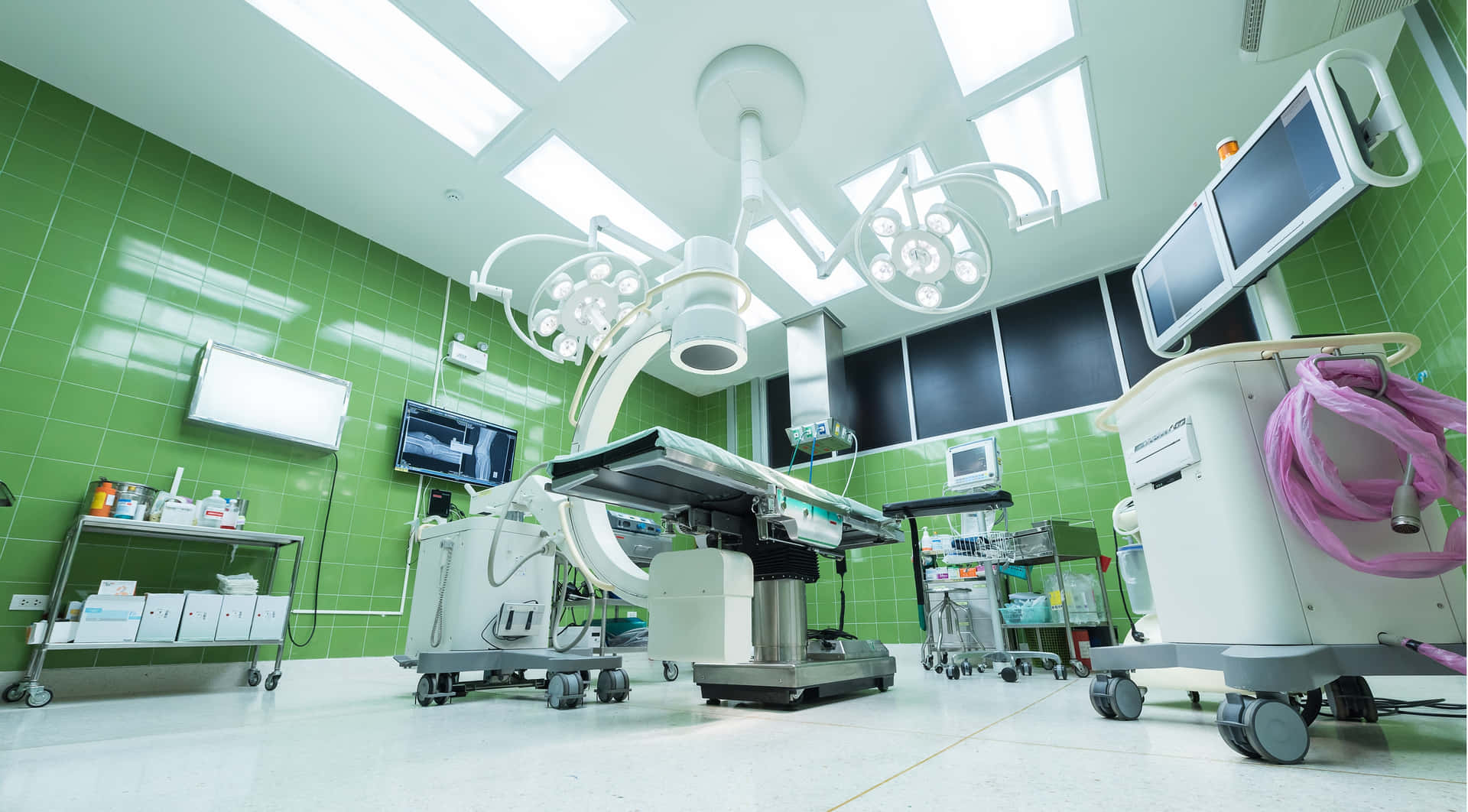 IT Service Reliability Engineering for Hospitals Conceptual Visualization
