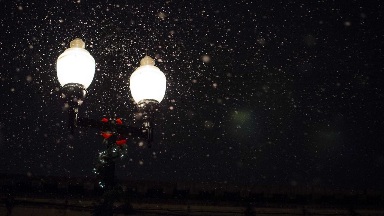 What is AI and How Does It Work? Conceptual Visualization